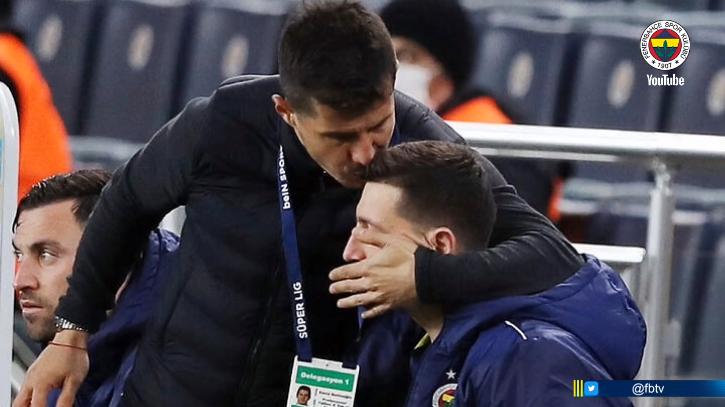 Mert Hakan Yandaş'tan Emre Belözoğlu ve Erol Bulut yorumu: 'Mesela şu fotoğraf...'