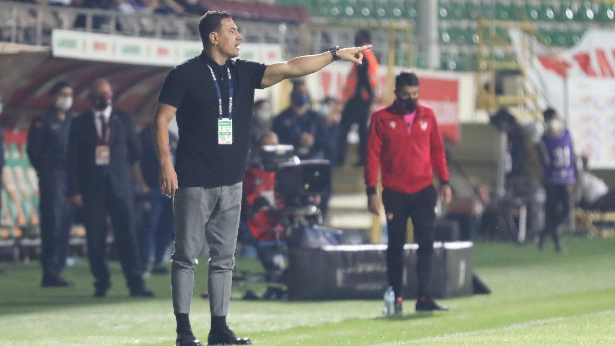 Çağdaş Atan'dan Mesut Özil yorumu: Bizim için ilginç bir karardı