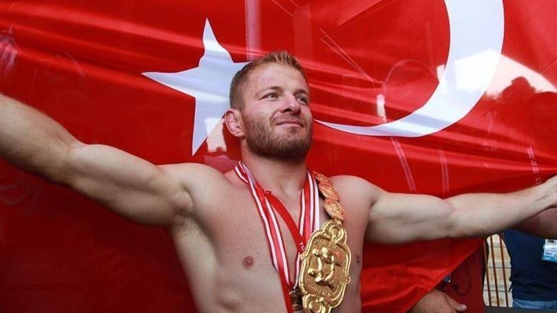 Survivor yarışmacısı İsmail Balaban'a çağrı