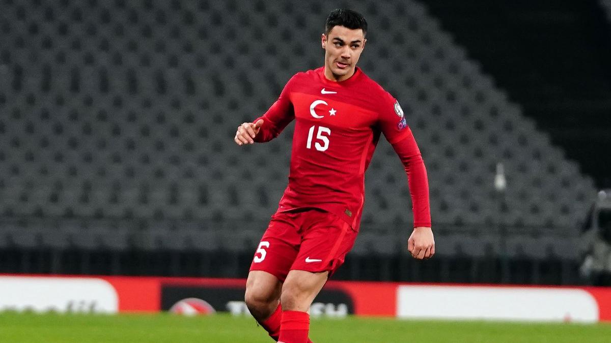 Ozan Kabak: 'Dünya Kupası'nda Bizim Çocuklar'ı herkes görecek'