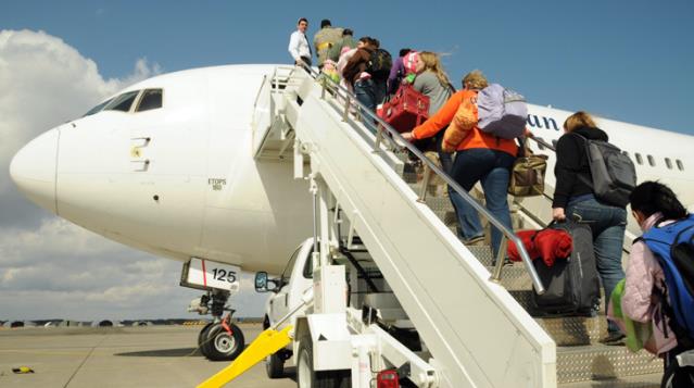 Rusya'nın Türkiye'ye uçuşları kısıtlama kararı 350 milyon euroluk rezervasyonu etkiledi