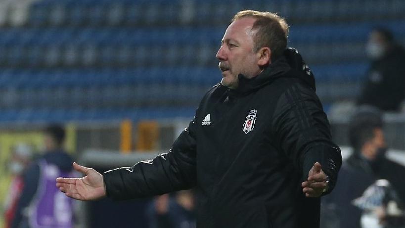 Beşiktaş Teknik Direktörü Sergen Yalçın'dan kadroda zorunlu değişiklikler