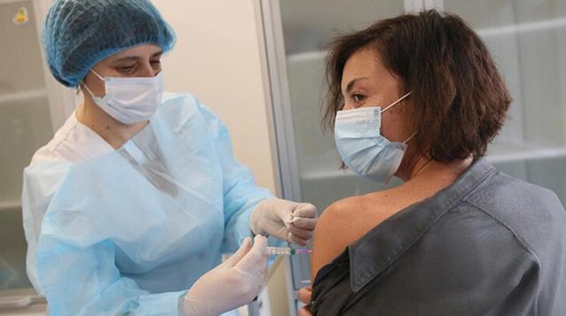 Son Dakika: İstanbul'da şimdiye kadar 2 milyon 814 bin 919 kişi korona aşısı oldu