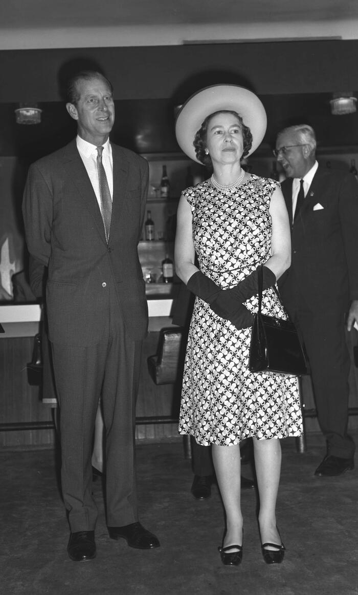 607038a3bf21441dd0d7e803