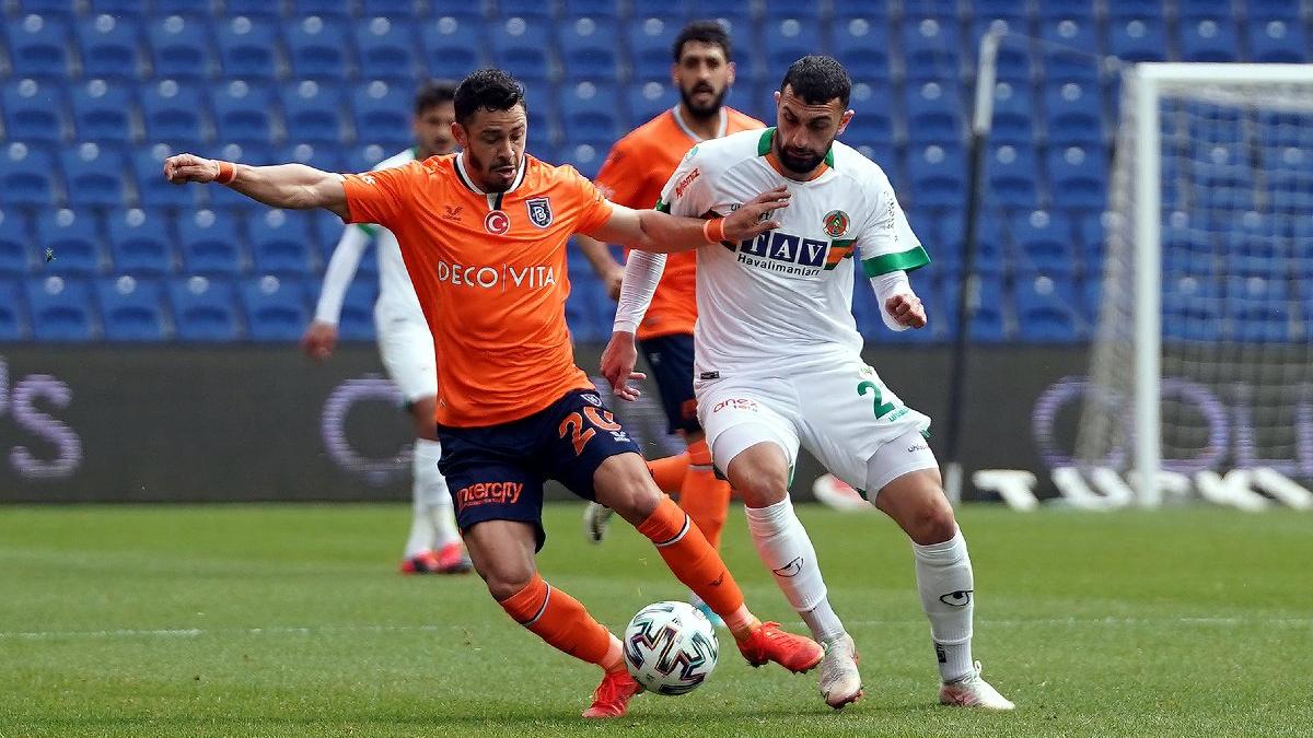 Başakşehir Alanyaspor engelini aşamadı, ateş çemberinden uzaklaşamadı