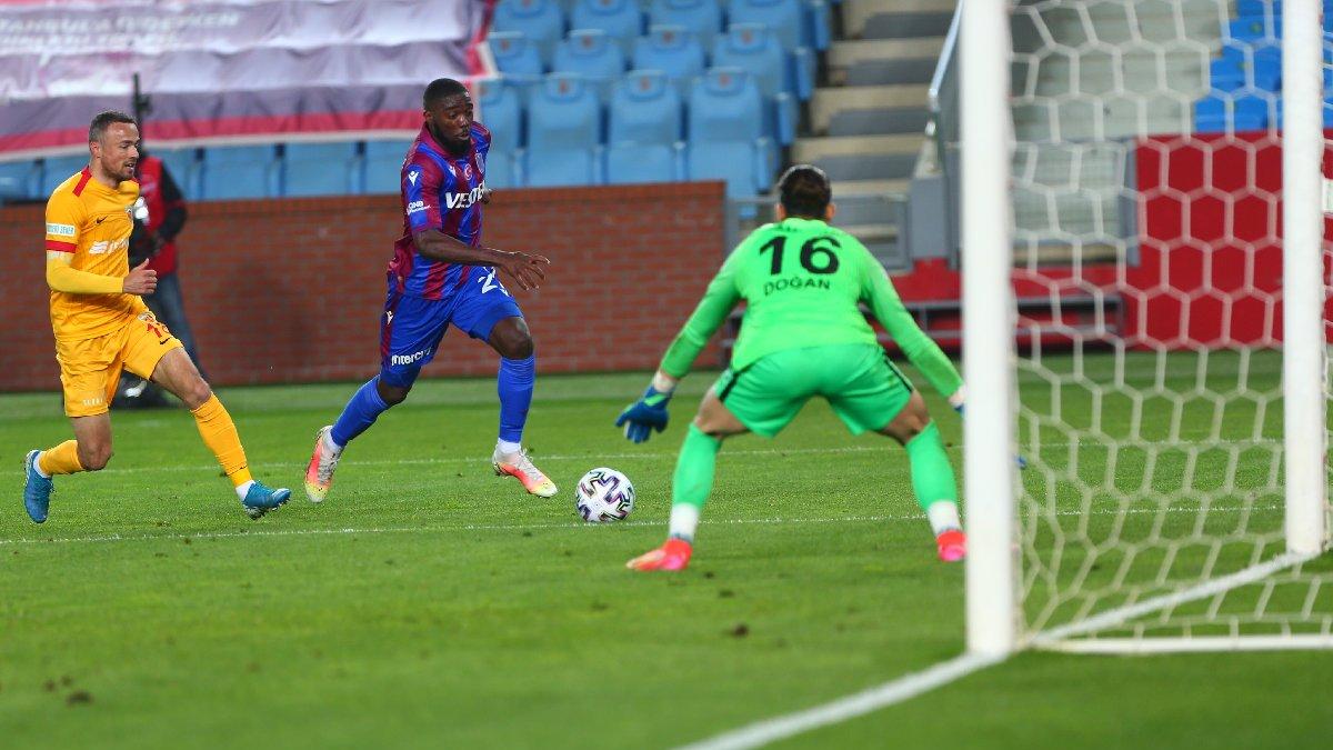 Trabzonspor direkleri geçemedi, Kayserispor'u Doğan Alemdar kurtardı: 1-1