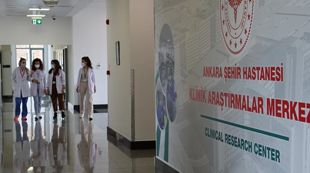 Yerli ve milli Kovid-19 aşı adayı çalışmalarının yürütüleceği Klinik Araştırmalar Merkezi açıldı