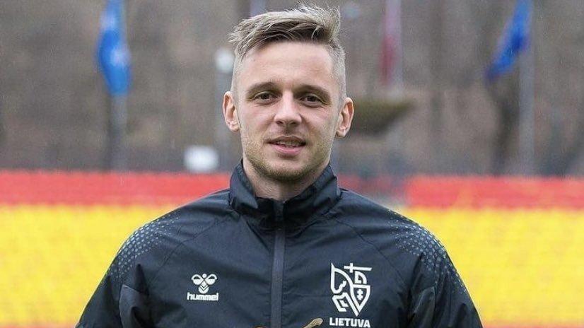 BB Erzurumspor futbolcusu Novikovas'a büyük onur