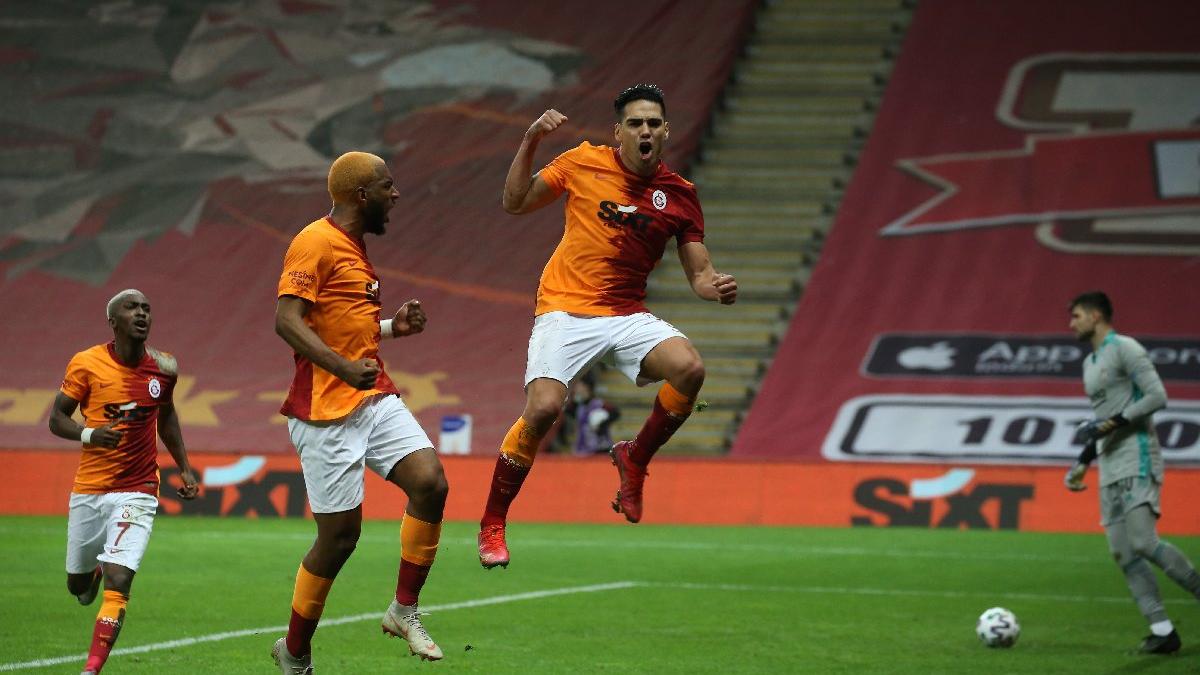 Galatasaray lider Beşiktaş'ı devirdi! Şampiyonluk yarışı son 2 haftaya kaldı...