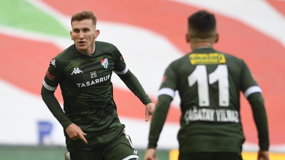 Bursasporlu futbolcuların adı Süper Lig takımları ile anılıyor