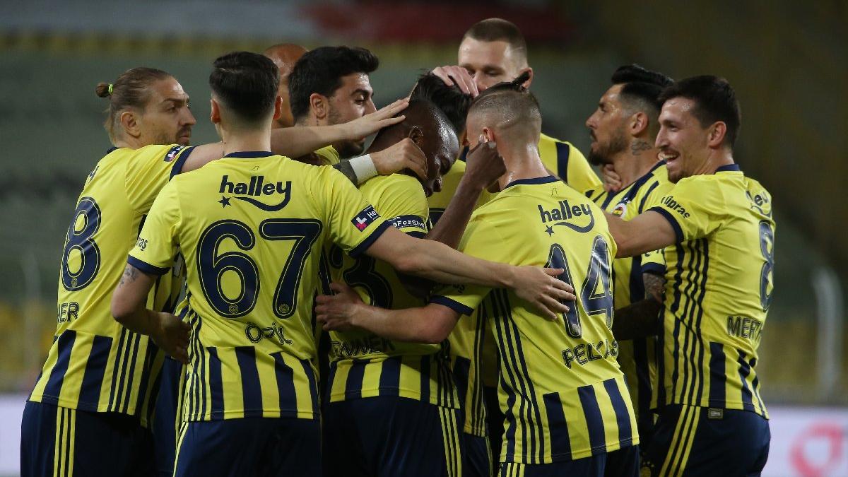 Fenerbahçe Erzurumspor'u 14 dakikada devirdi, 'yarış bitmedi' dedi: 3-1