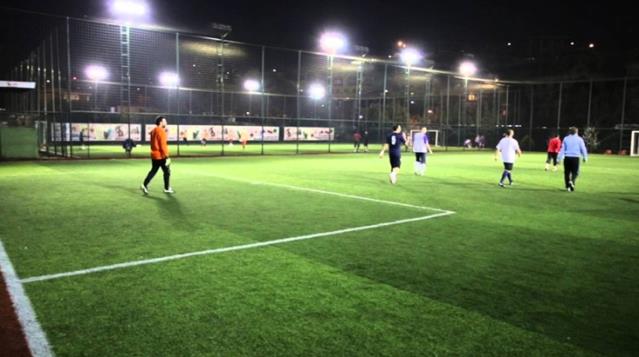 Halı saha ve spor salonları da kısıtlamalardan etkilendi! Peki ne zaman açılıyor?