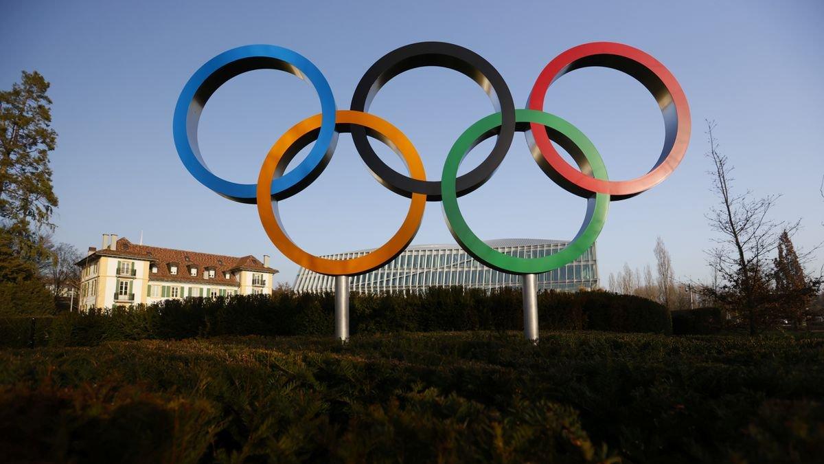 Japonya'da Olimpiyatların iptal edilmesi veya ertelenmesi için protestolar yoğunlaştı