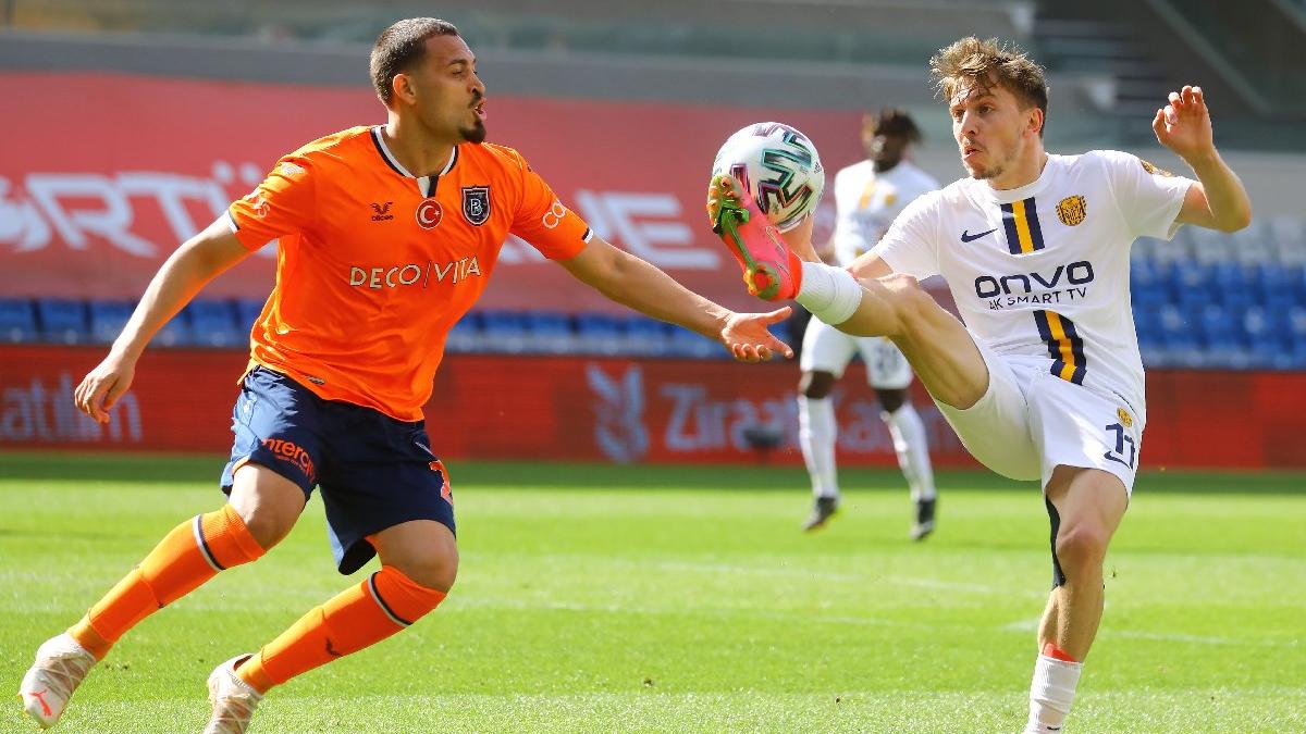 Başakşehir nefes aldı, Ankaragücü'nü ateşe attı: 1-2