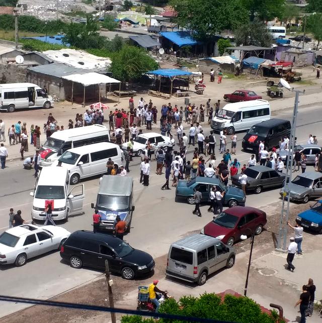 Osmaniye'de kısıtlama dinlemeyen kalabalığa polis müdahalesi!