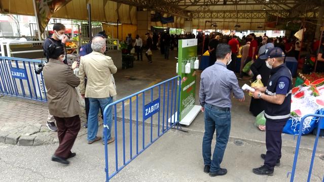 Pazarlar bugün yeniden açılınca marketlerin fiyat oyunu deşifre oldu