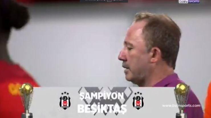 Beşiktaş şampiyon oldu, Sergen Yalçın gözyaşlarını tutamadı
