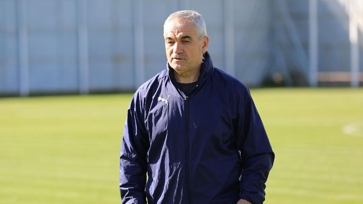 Rıza Çalımbay: Maçların tadı tuzu olmuyor