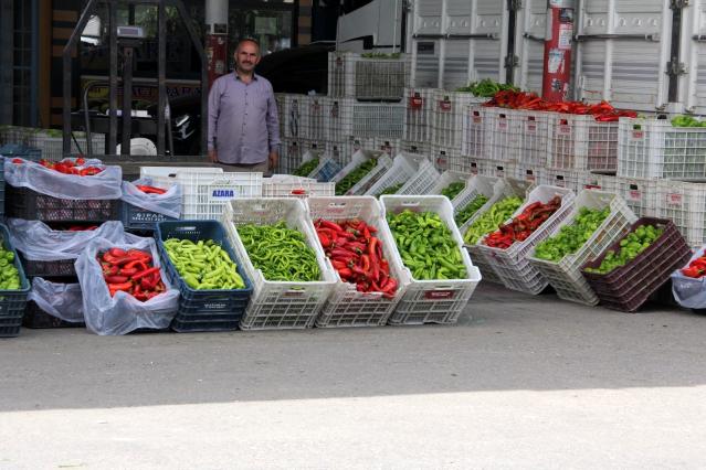 Tam kapanmada haller ile marketler arasındaki fiyat farkı yüzde 1250'ye kadar çıkıyor