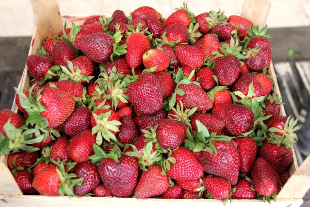 Tam kapanmada haller ile marketler arasındaki fiyat farkı yüzde 1250'ye kadar çıkıyor