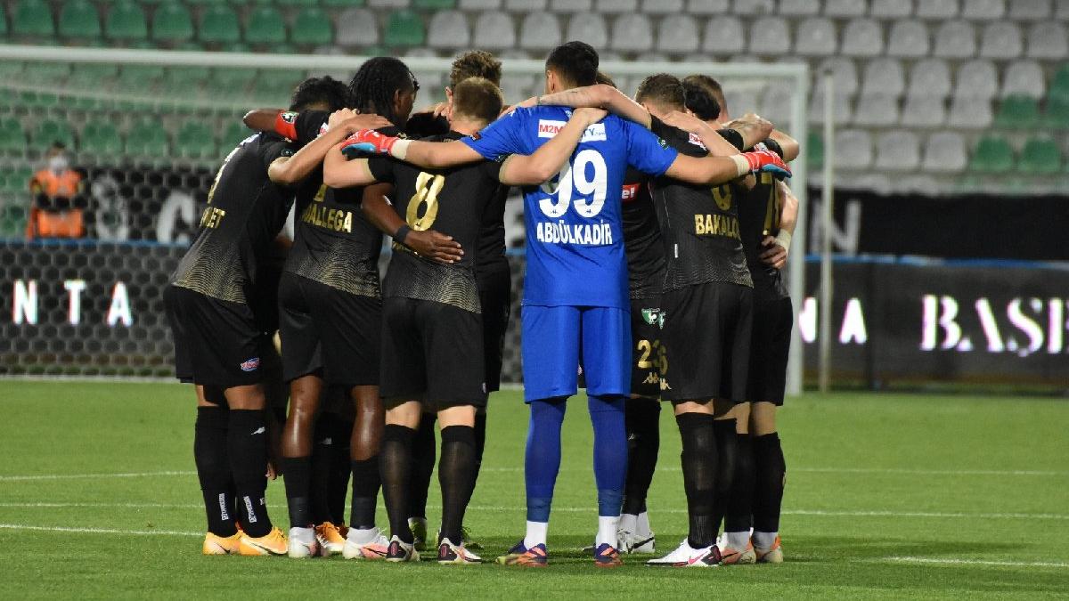 Denizlispor'un Süper Lig'de kalma umudu pamuk ipliğine bağlı