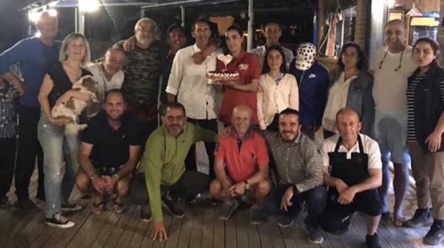  Yeterli önlemler alınmıyor diyen Fatih Portakal, doğum günü partisine katıldı