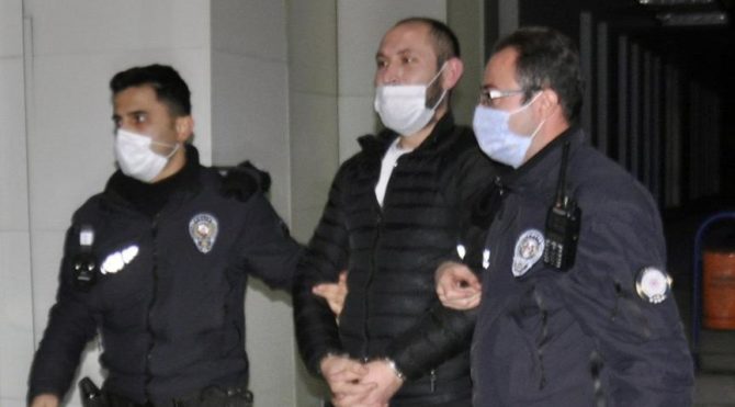 8 yıl önce işlenen cinayetin şüphelisi kısıtlamada yakalandı