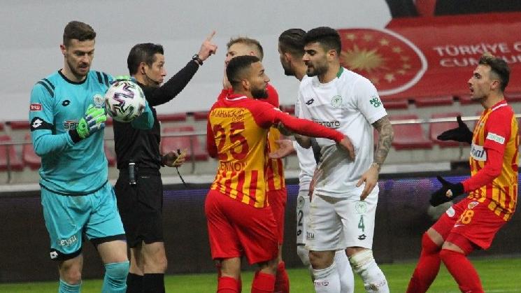 Aaron Lennon için yapılan kırmızı kart itirazı reddedildi