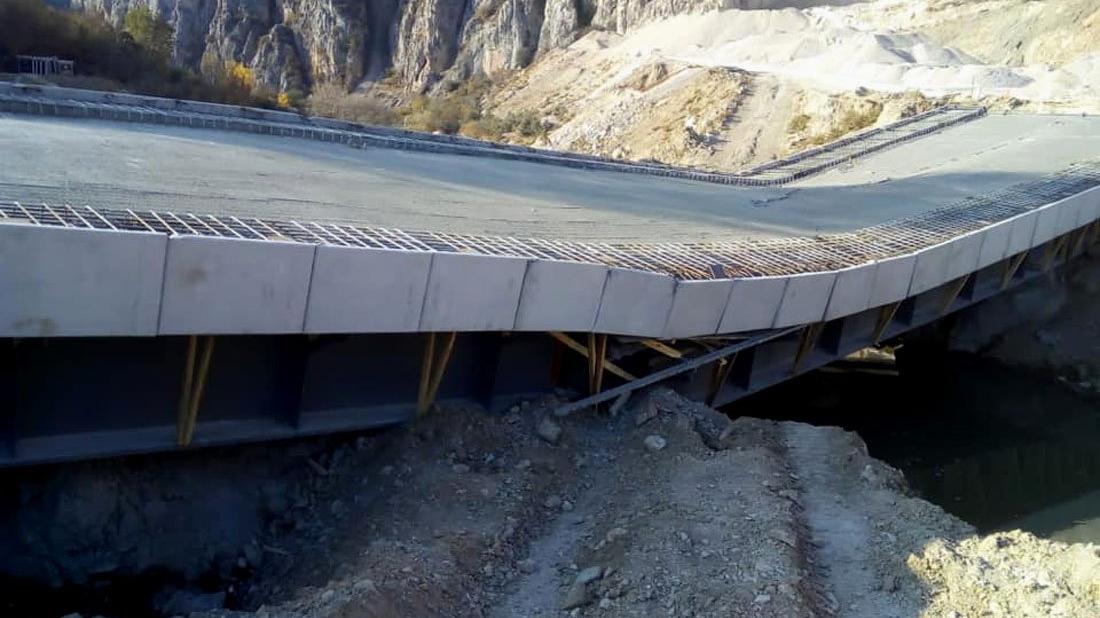 AKP'nin açılmadan yıkılan köprüsü 3.4 milyon lira