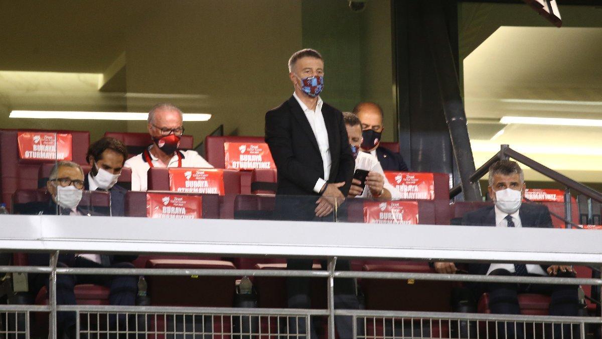 Ahmet Ağaoğlu: Trabzonspor yeni yılda hedeflerine emin adımlarla ilerleyecektir