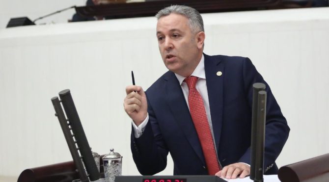 “AKP’nin borçsuz belediye yalanını Sayıştay ortaya çıkardı”