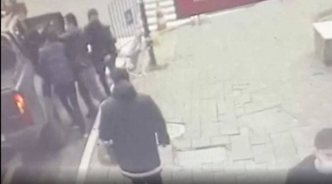 Çinli iş insanını kaçıran Çinliler, yakalandı: O anlar kamerada