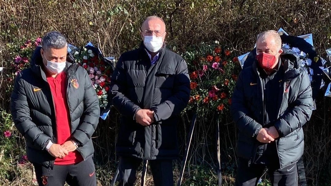 Fatih Terim, Özkan Sümer’in mezarını ziyaret etti