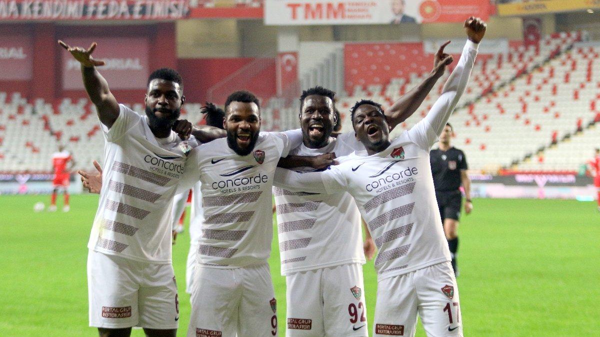 Hatayspor, Antalyaspor’u deplasmanda 6 golle dağıttı