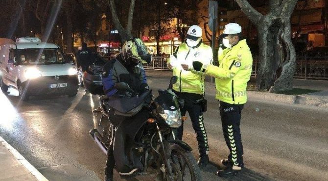 İçişleri Bakanlığı’ndan sokak kısıtlaması açıklaması: 40 bin 591 kişiye işlem yapıldı