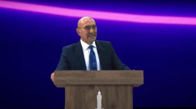 İzmir esnafına vergi muafiyeti getiren Soyer: Tüm halkın belediye başkanıyım