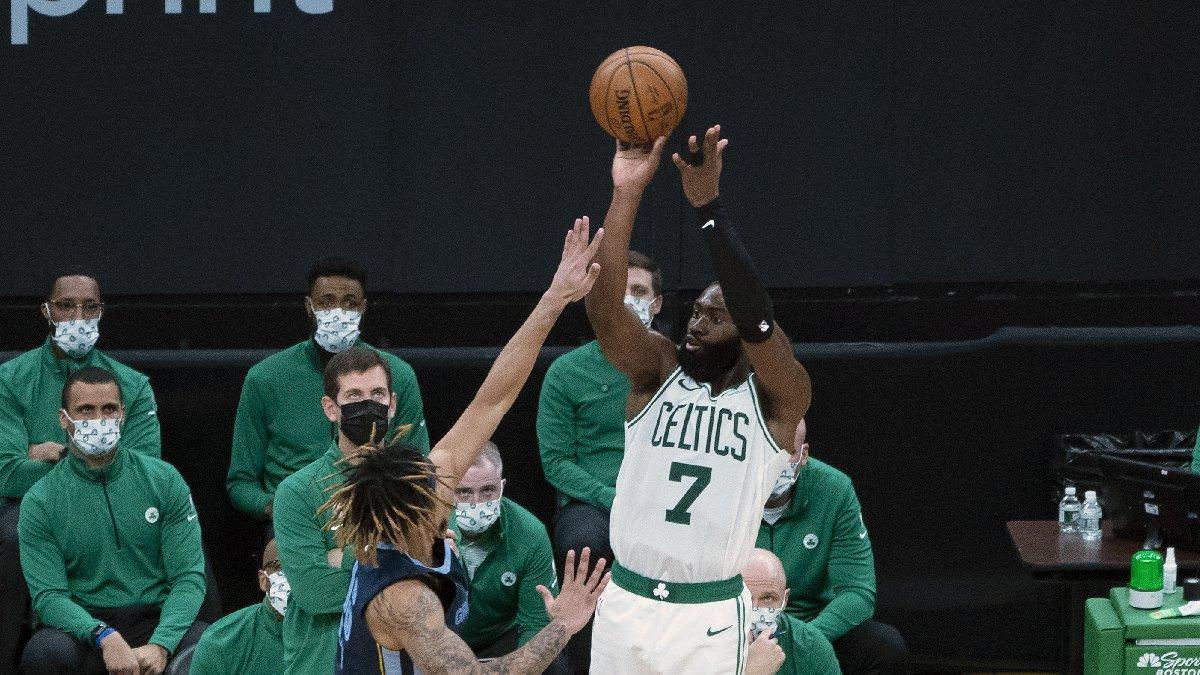 Jaylen Brown’dan kariyer gecesi