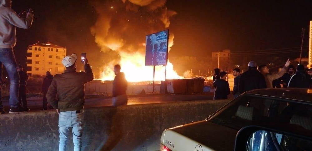 Lübnan'da mülteci kampında yangın