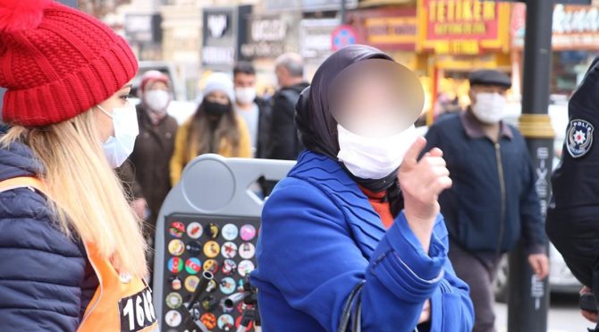 ‘Mahallemde başka bayrak istemiyorum’ dedi, yaptığıyla hayrete düşürdü