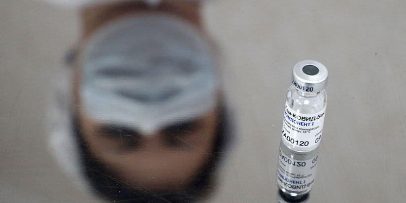 Rusya 2 milyon doz koronavirüs aşısı üretti