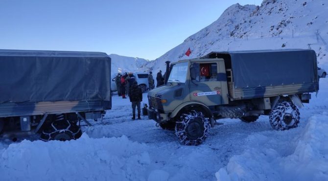Son dakika… İki asker çığ altında kalarak şehit oldu