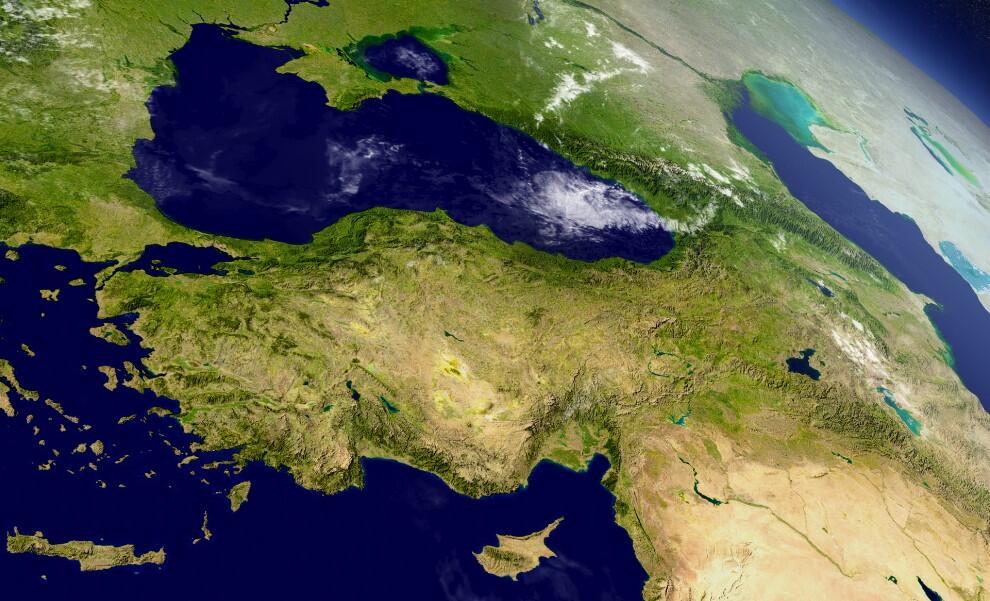Tarihi uçuş: Ermenistan hava sahasını açtı