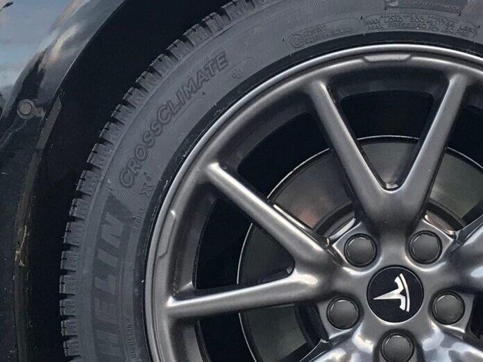 Tesla araçlarında yeni lastik modelleri kullanılabilir