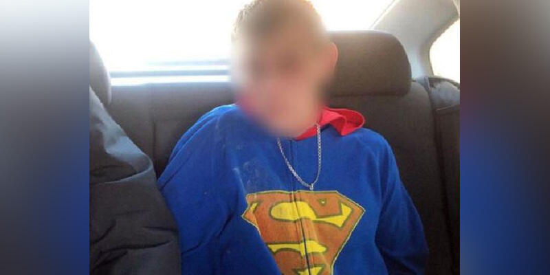 Ukrayna'da ‘Süpermen’ kıyafetli genç dehşet saçtı