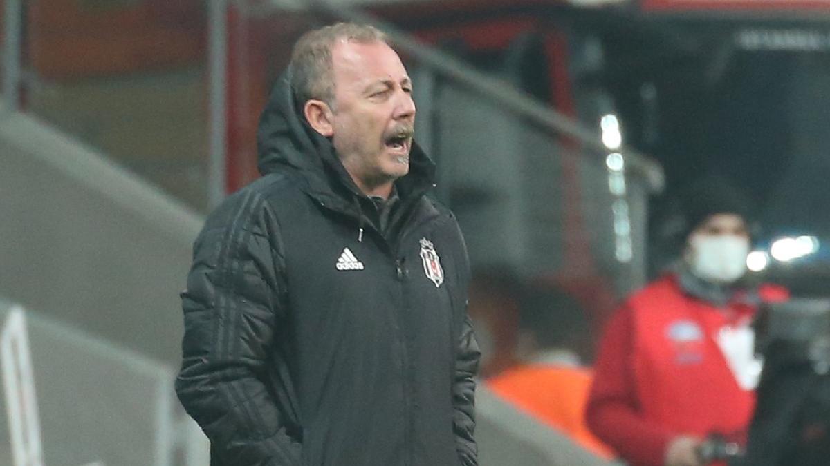 Yılın adamı Sergen Yalçın