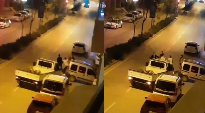 Yol verme kavgasında tekme ve yumruklar konuştu