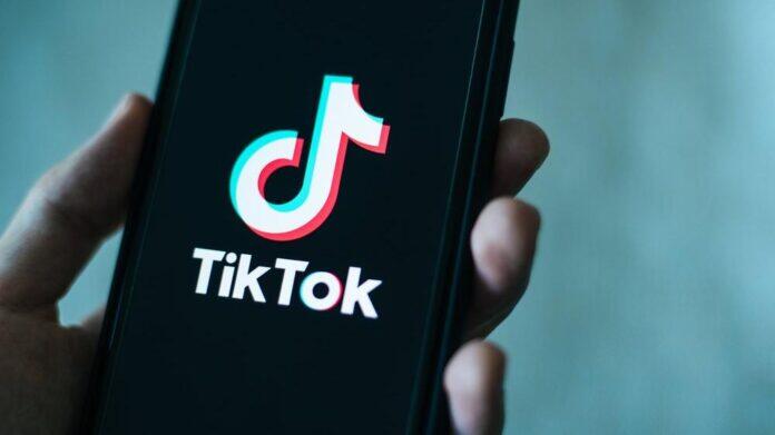 12 yaşındaki kız TikTok uygulamasını mahkemeye götürdü