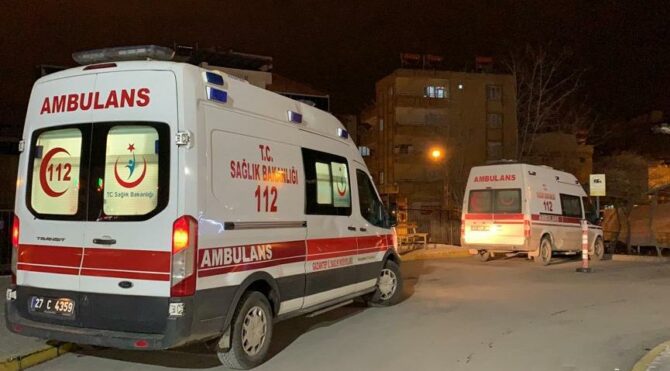 24 yaşındaki anne bebeğinin yanında tabancayla vurulmuş halde bulundu