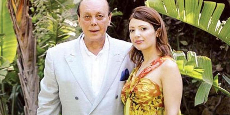 79'luk Asil Nadir baba oldu