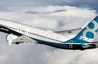 Boeing 737 Max aylar sonra ilk ticari uçuşunu yaptı